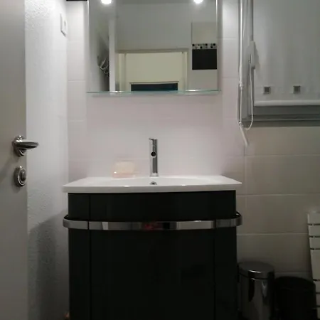 Beau T2 Climatise Sur Marina Avec Parking Prive Apartment Canet-en-Roussillon Exterior photo